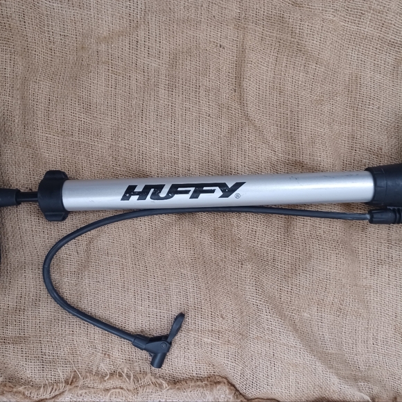 Master bike security lock & Hufy bike pomper - Picture 2 of 3